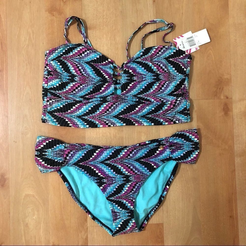 Raisins Chevron Print Two Piece Swimsuit Size XL NWT